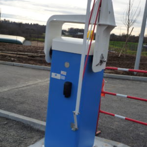 BARRIERE LEVANTE LBA CTDC LA POSTE 4